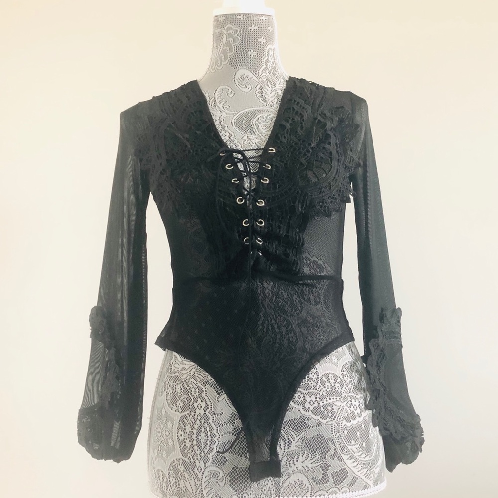 Black Mesh Laced Embroidery Bodysuit - Picture 7 of 7